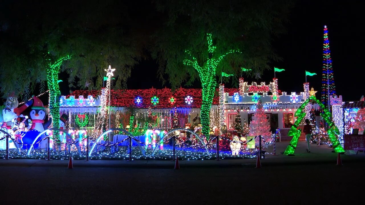 North Phoenix 'Santa's Castle' home featured on Great Christmas
